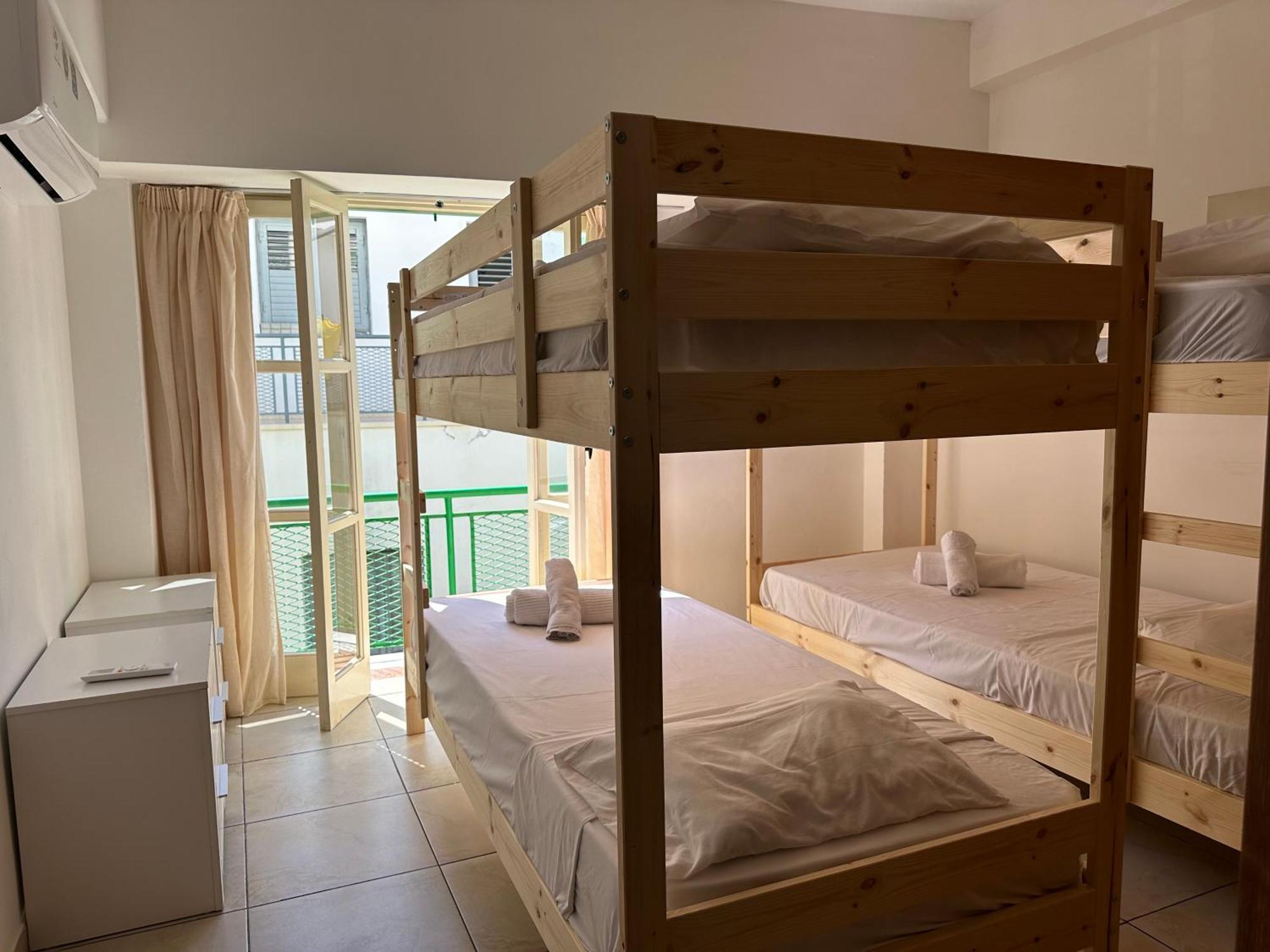Historic Center Hostel Никосия Экстерьер фото